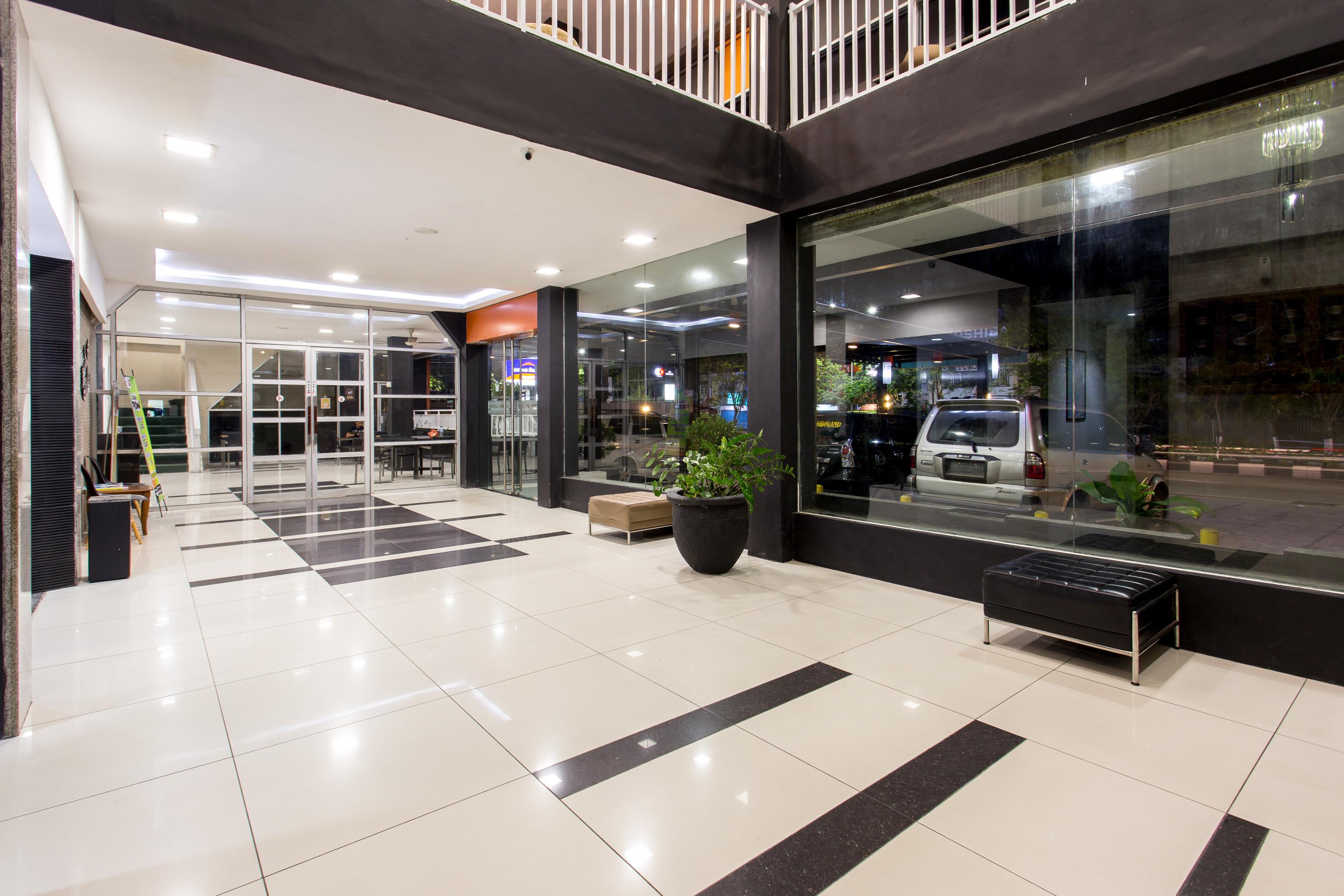 Capital O 769 City Hotel Balikpapan  Buitenkant foto