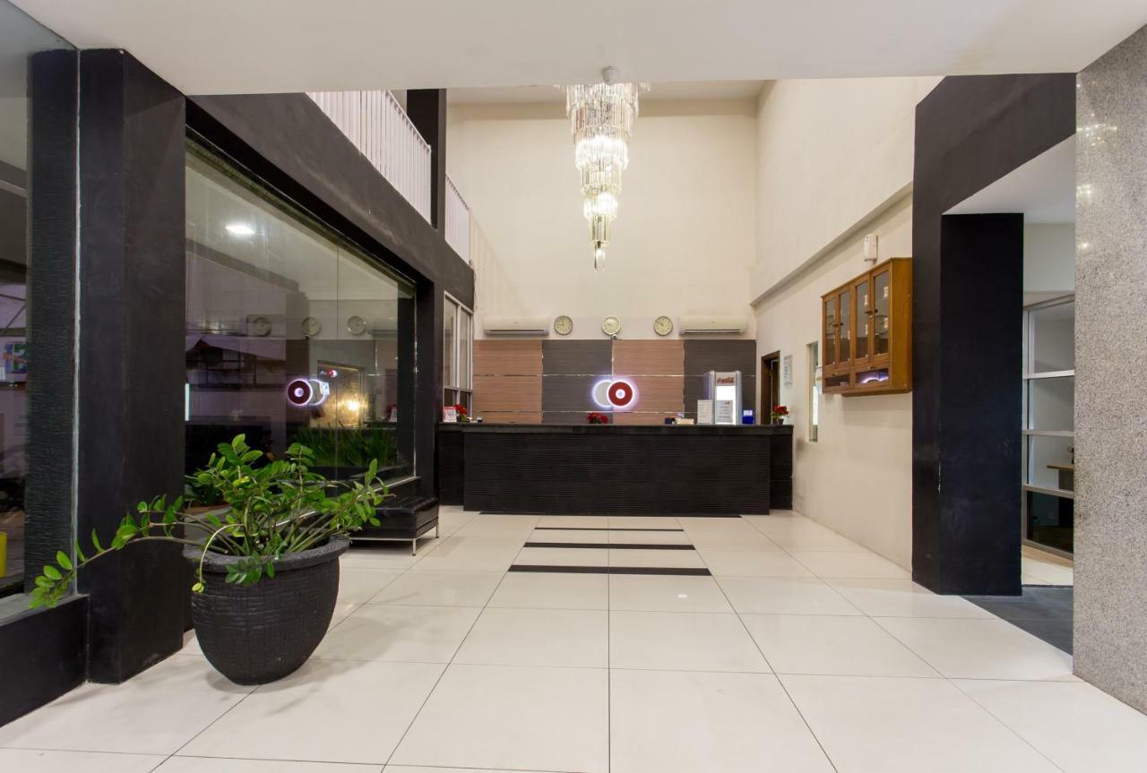 Capital O 769 City Hotel Balikpapan  Buitenkant foto